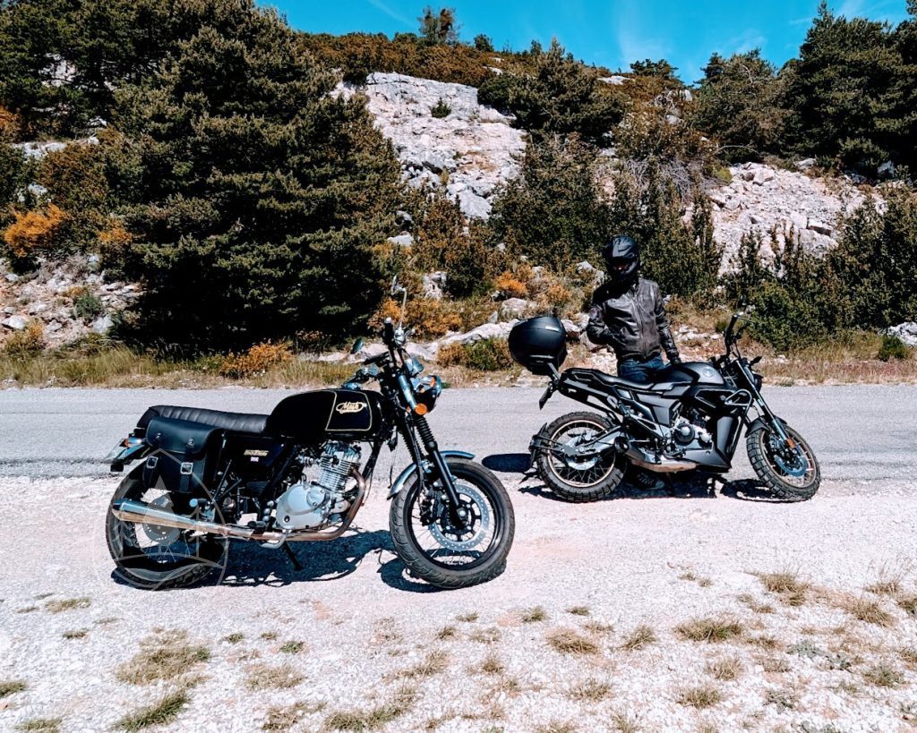 Nos motos 125cc pour des roadtrips et balades
